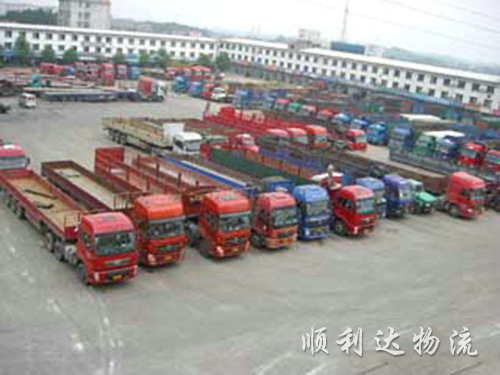 十二月，岳陽(yáng)順利達(dá)用微笑迎接一年中的最后一個(gè)月